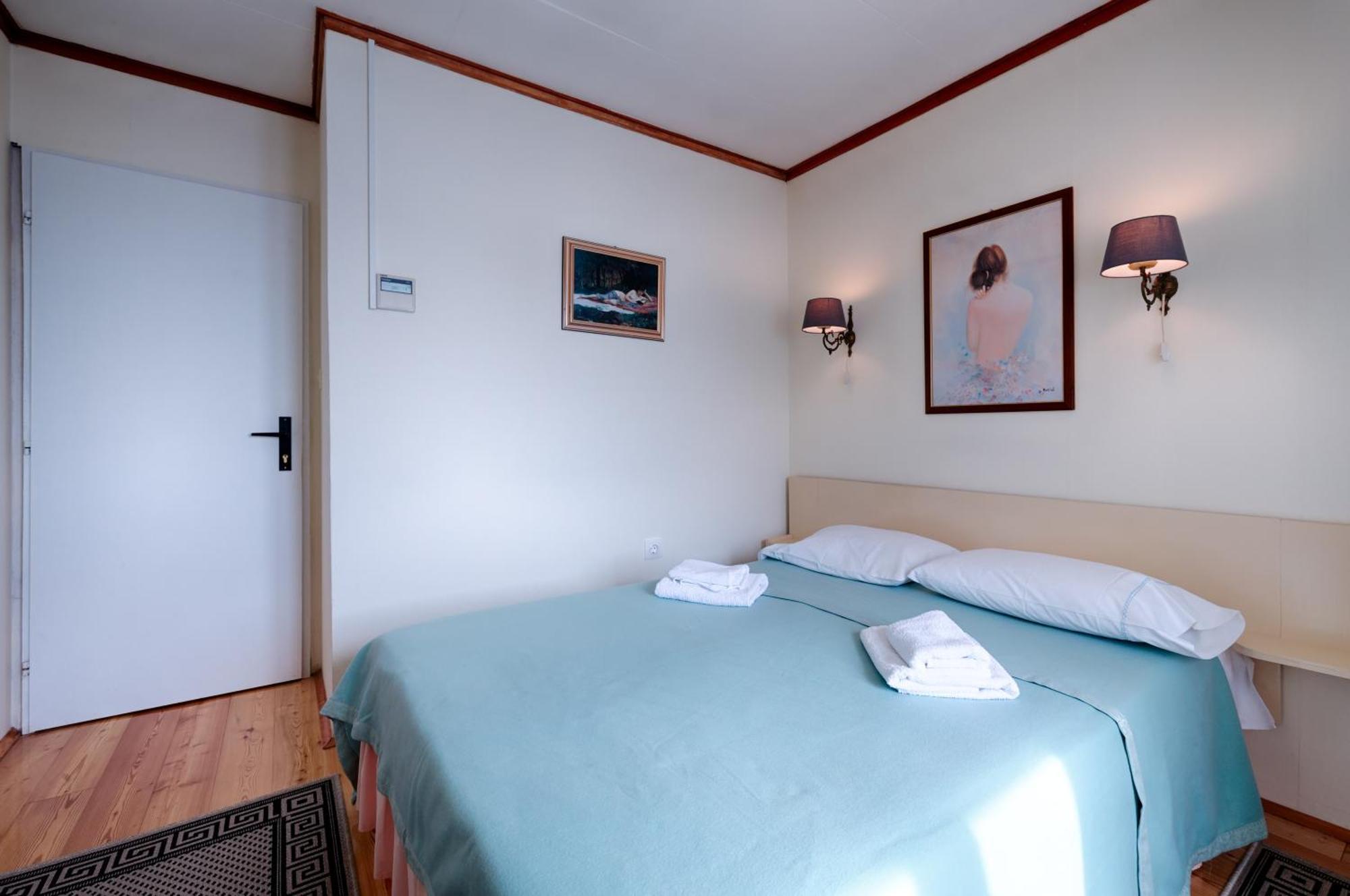Mira Sea Front Guesthouse Komiža Szoba fotó