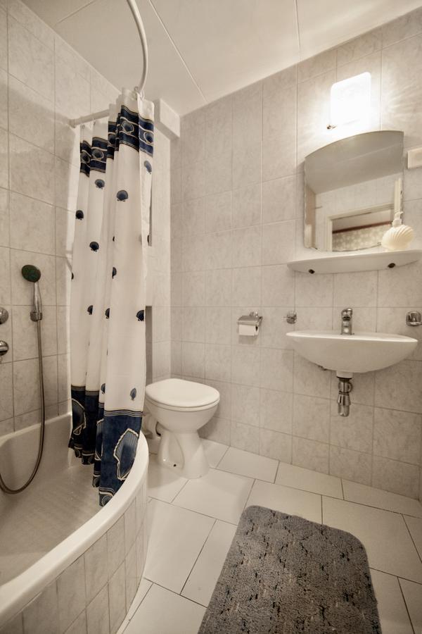 Mira Sea Front Guesthouse Komiža Szoba fotó